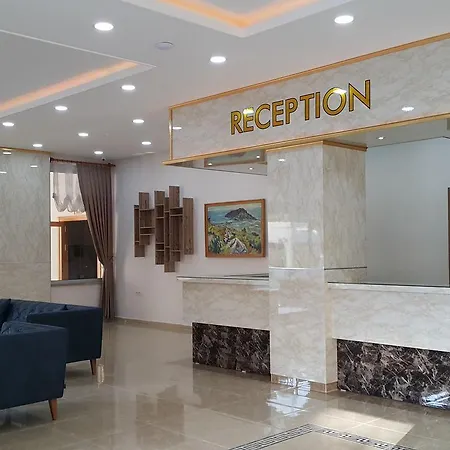 Midi̇ Family Sui̇Tes Lägenhetshotell Alanya